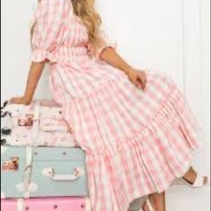Like new Ivy City Co Pink Gingham dress sz s